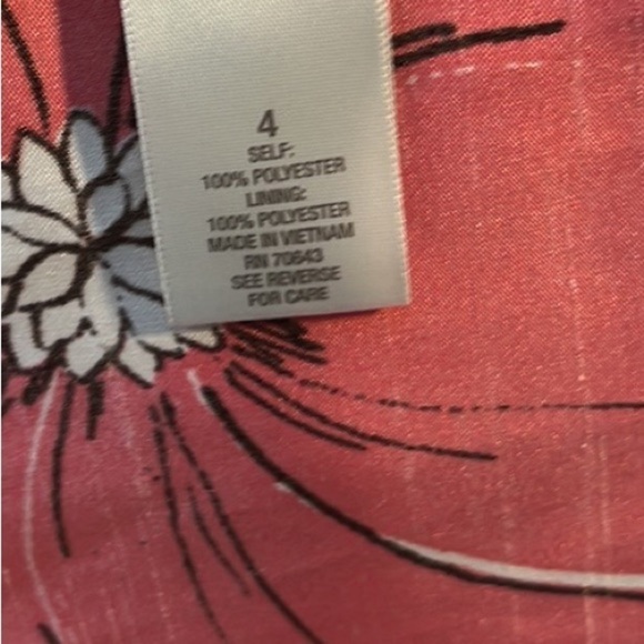 Dressbarn, Flowers in Bloom, Beautiful Dress, Zippered, Excellent Condition, 4 - Picture 9 of 9